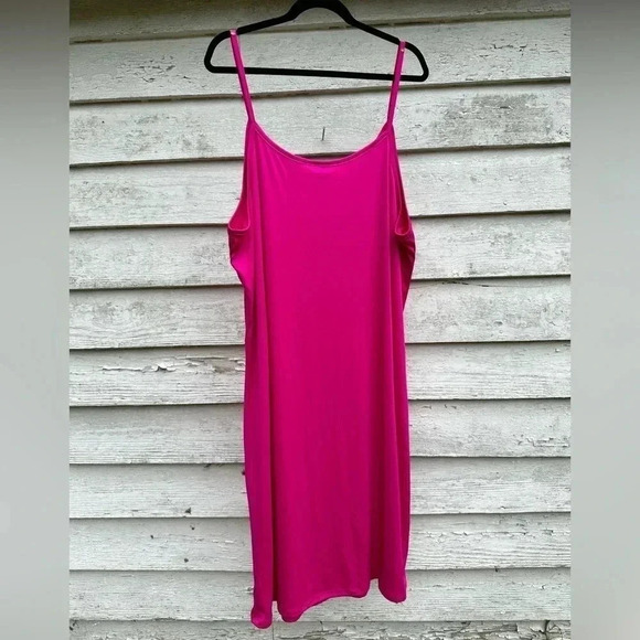 Hot pink slip dress size 3X - Picture 2 of 4